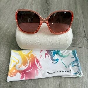 Oakley Beckon Women’s Pink Gradient Oversized Sunglasses